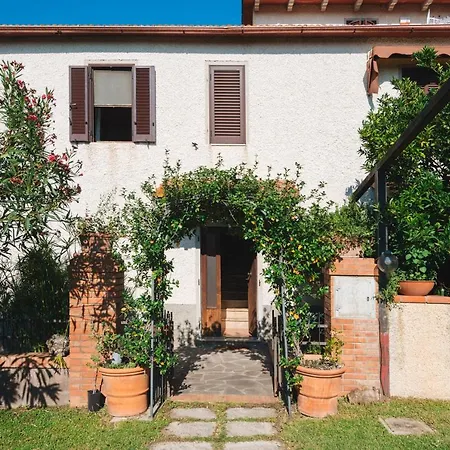 Farm stay Podere Ristella - Wine&food Montemassi